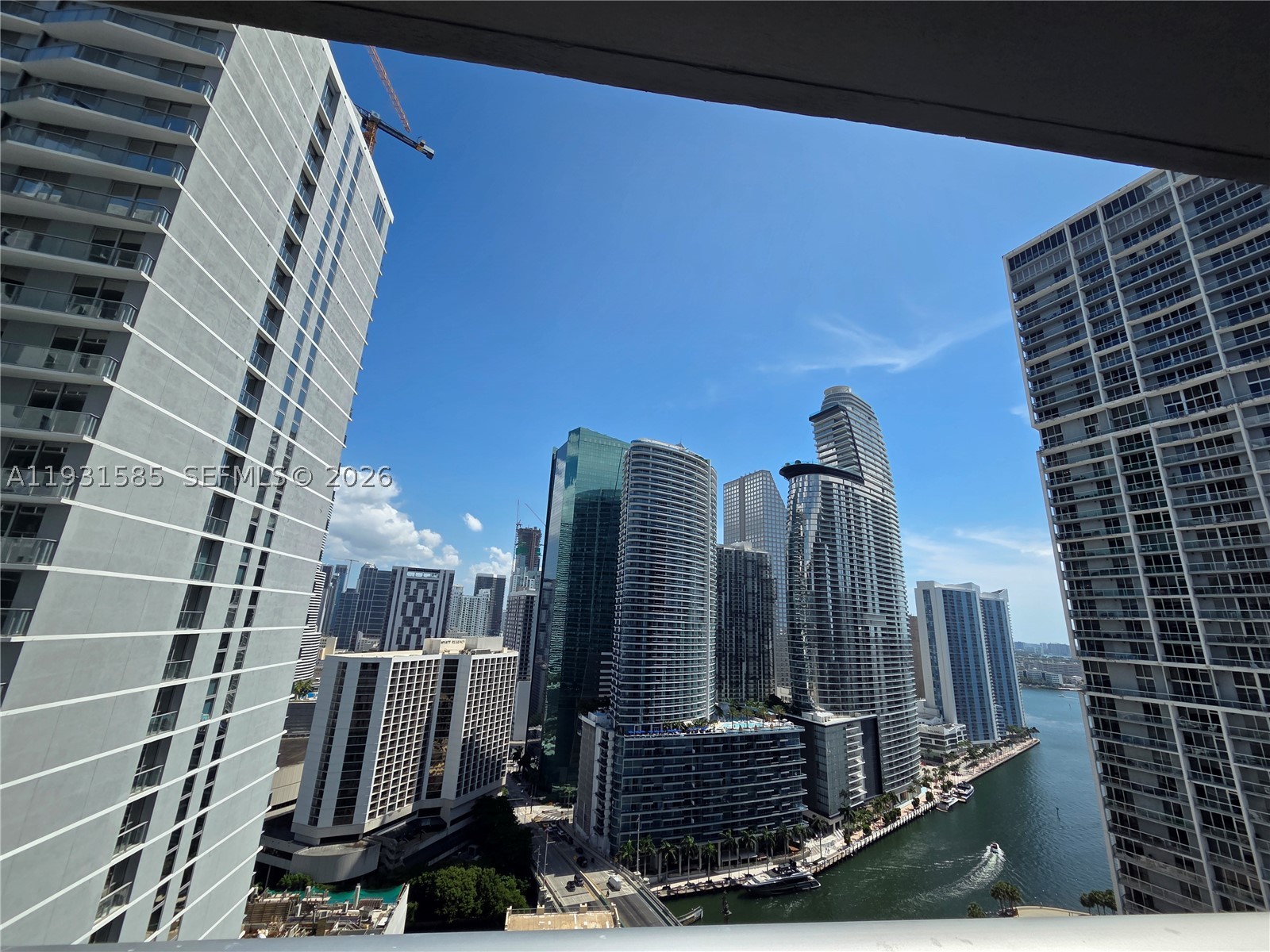500 Brickell Ave #3105, Miami FL 33131