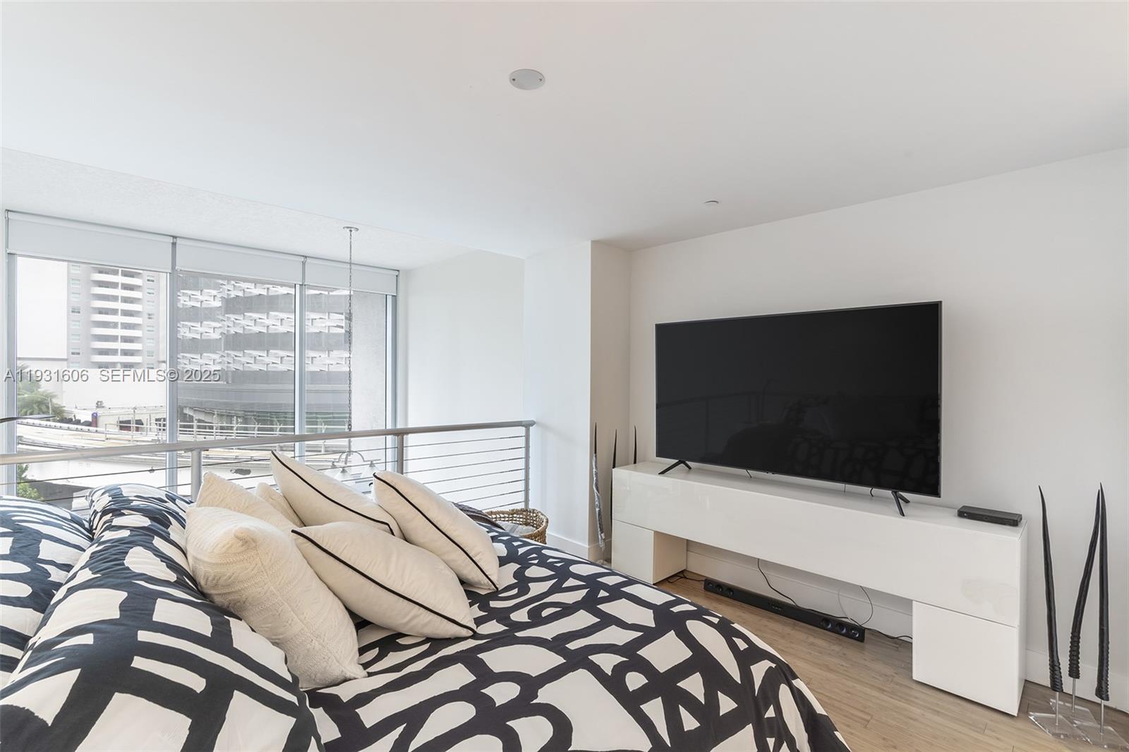1050 Brickell Ave #212, Miami FL 33131