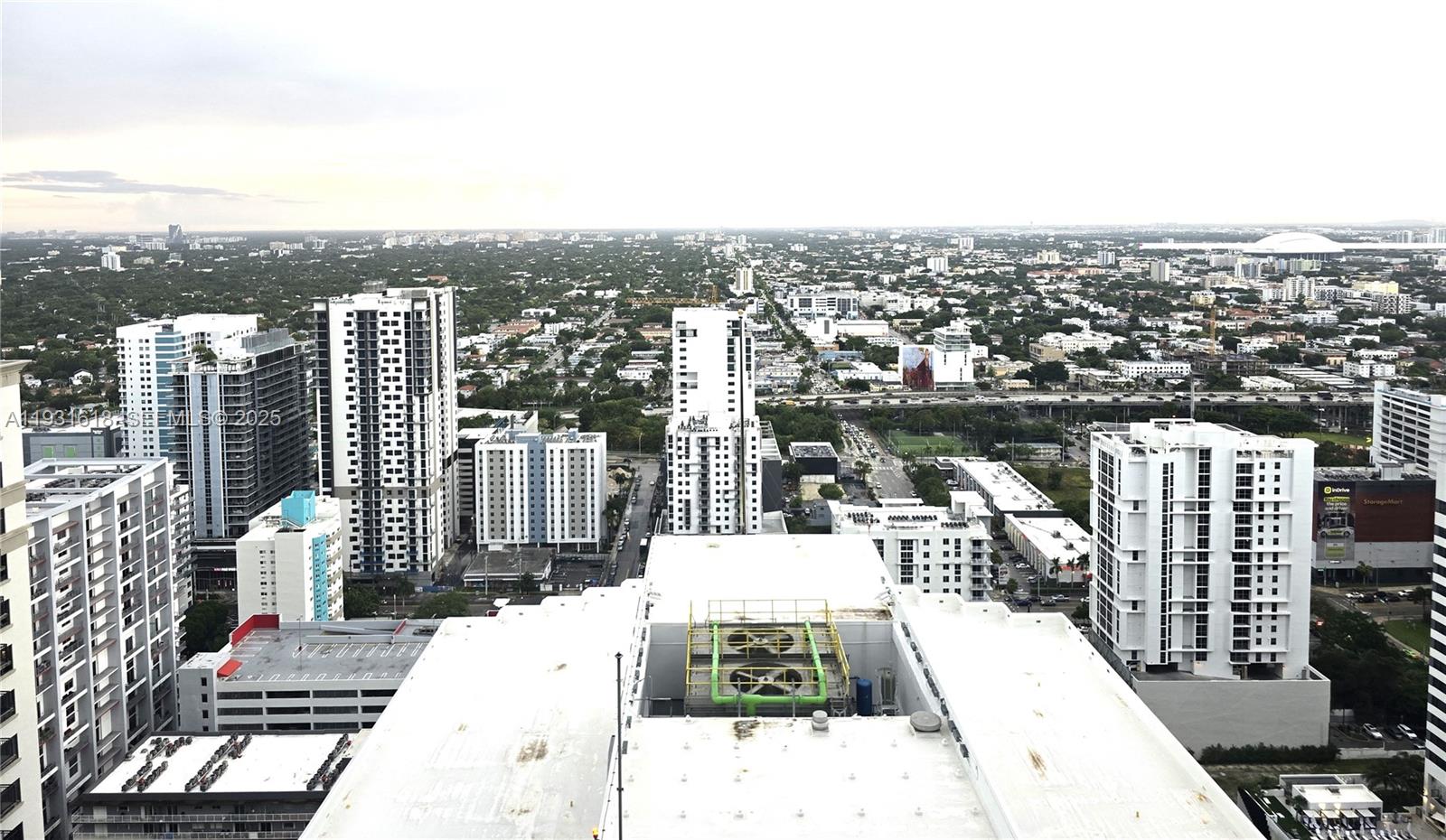 55 SW 9th St #3707, Miami FL 33130