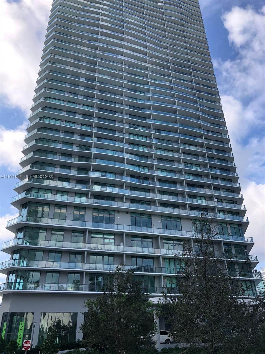 501 NE 31st St #PH4405, Miami FL 33137