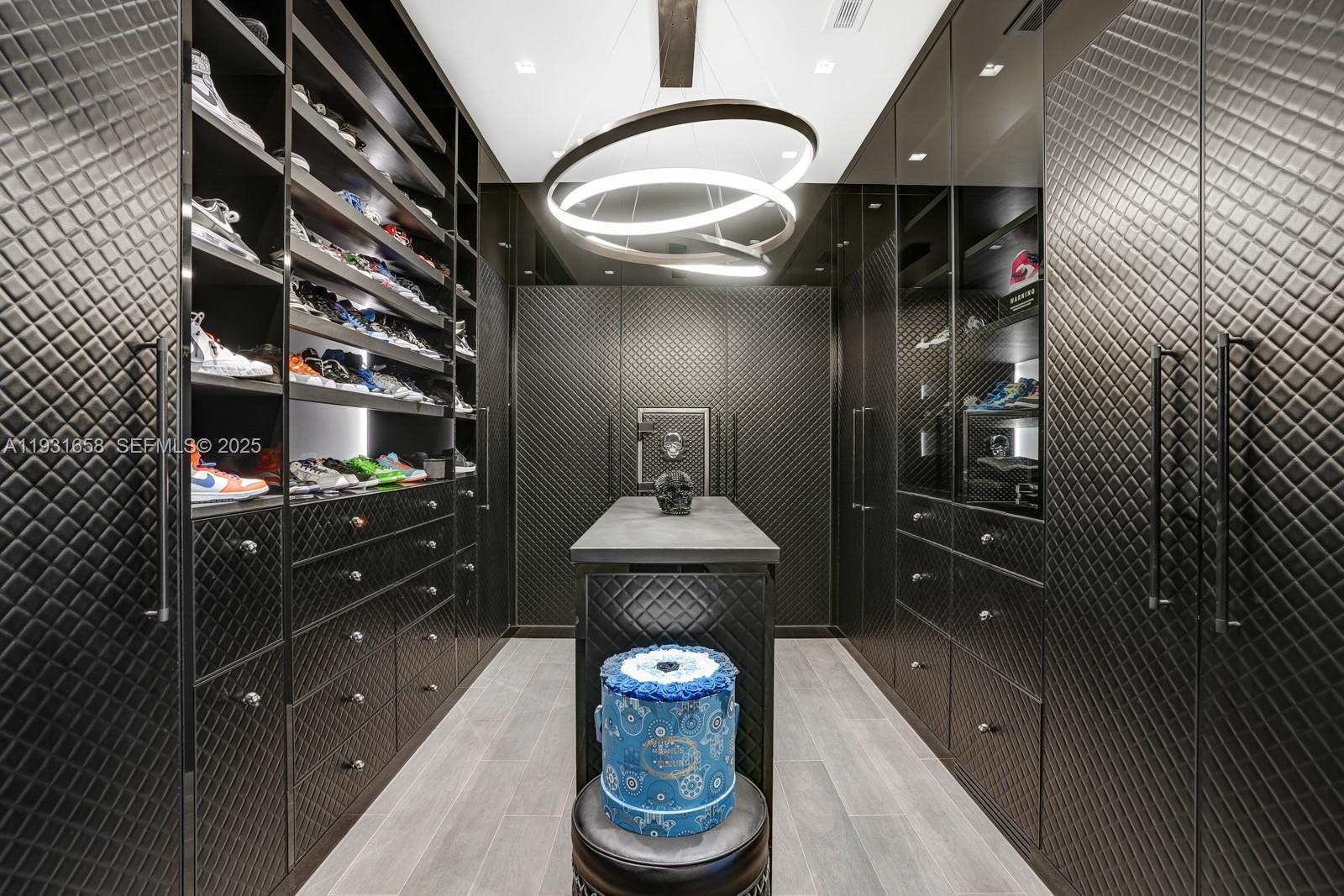 10203 Collins Ave #2801, Bal Harbour FL 33154