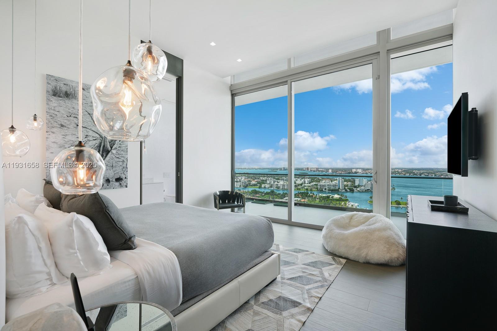 10203 Collins Ave #2801, Bal Harbour FL 33154