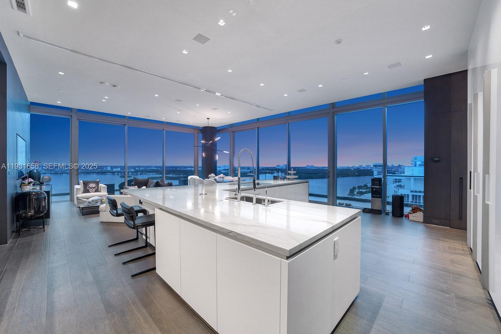 10203 Collins Ave #2801, Bal Harbour FL 33154