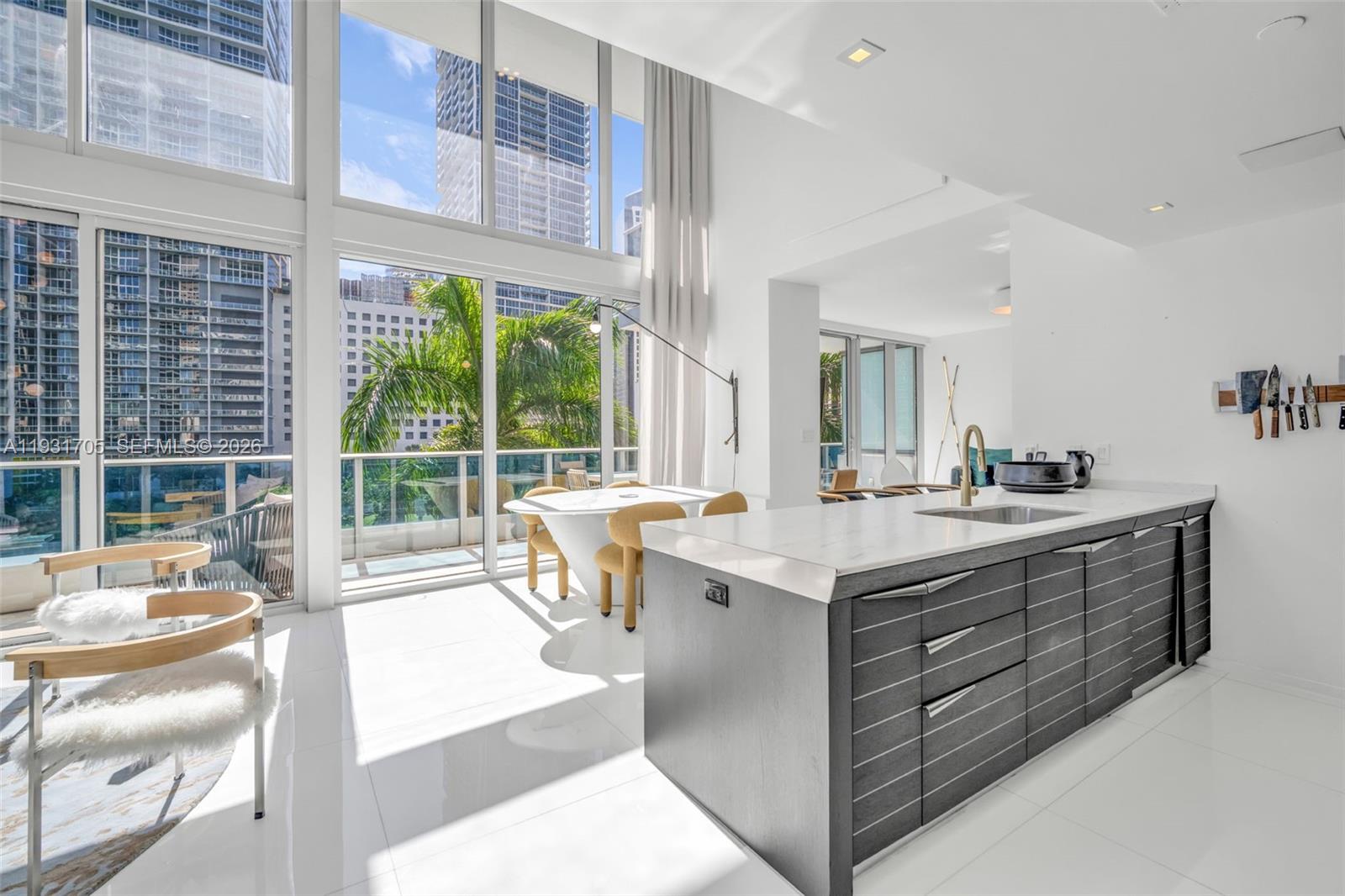 200 Biscayne Boulevard Way #309, Miami FL 33131