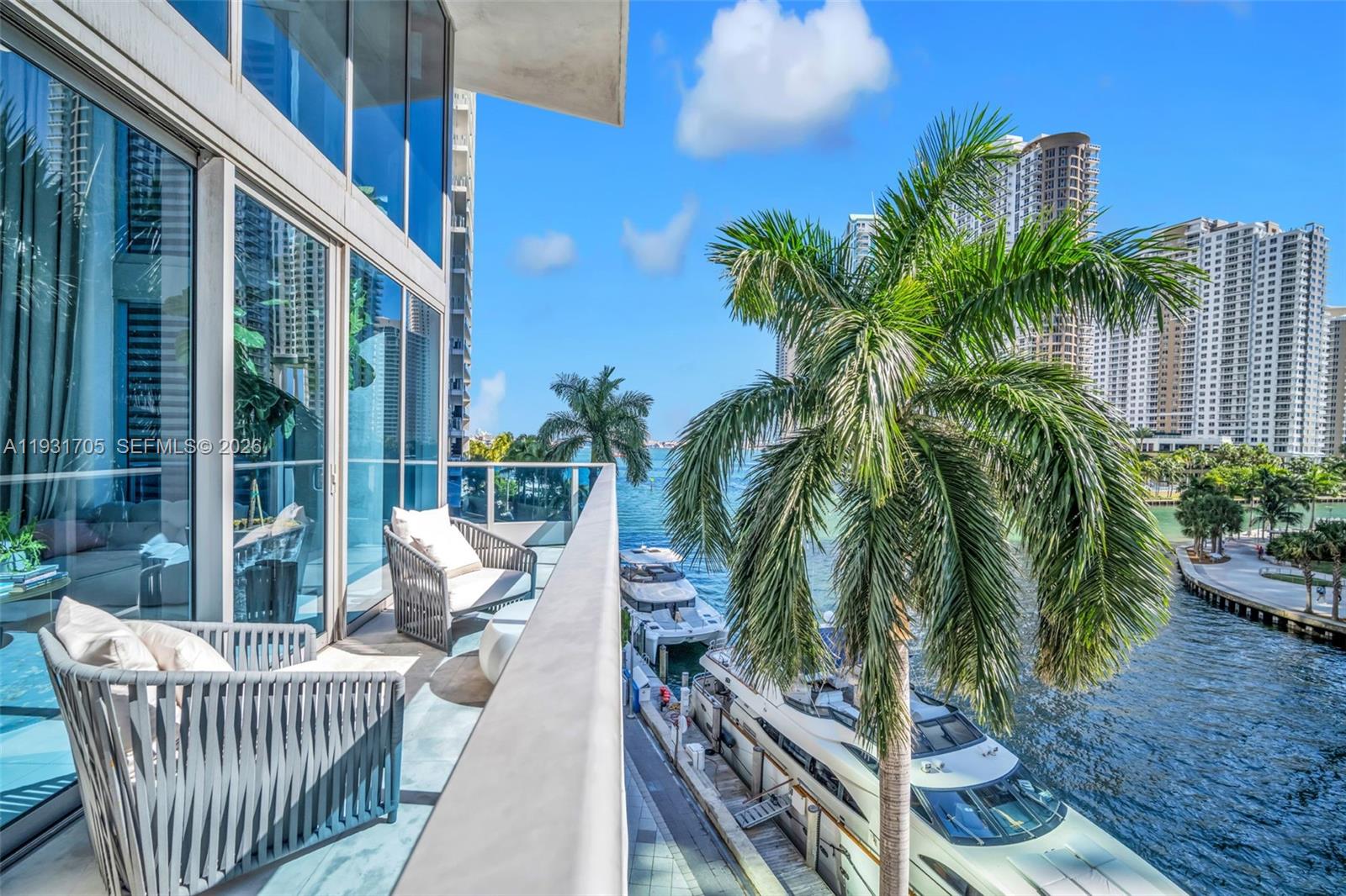 200 Biscayne Boulevard Way #309, Miami FL 33131