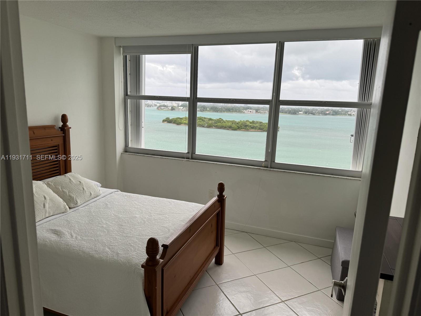 11930 N Bayshore Dr #1403, North Miami FL 33181