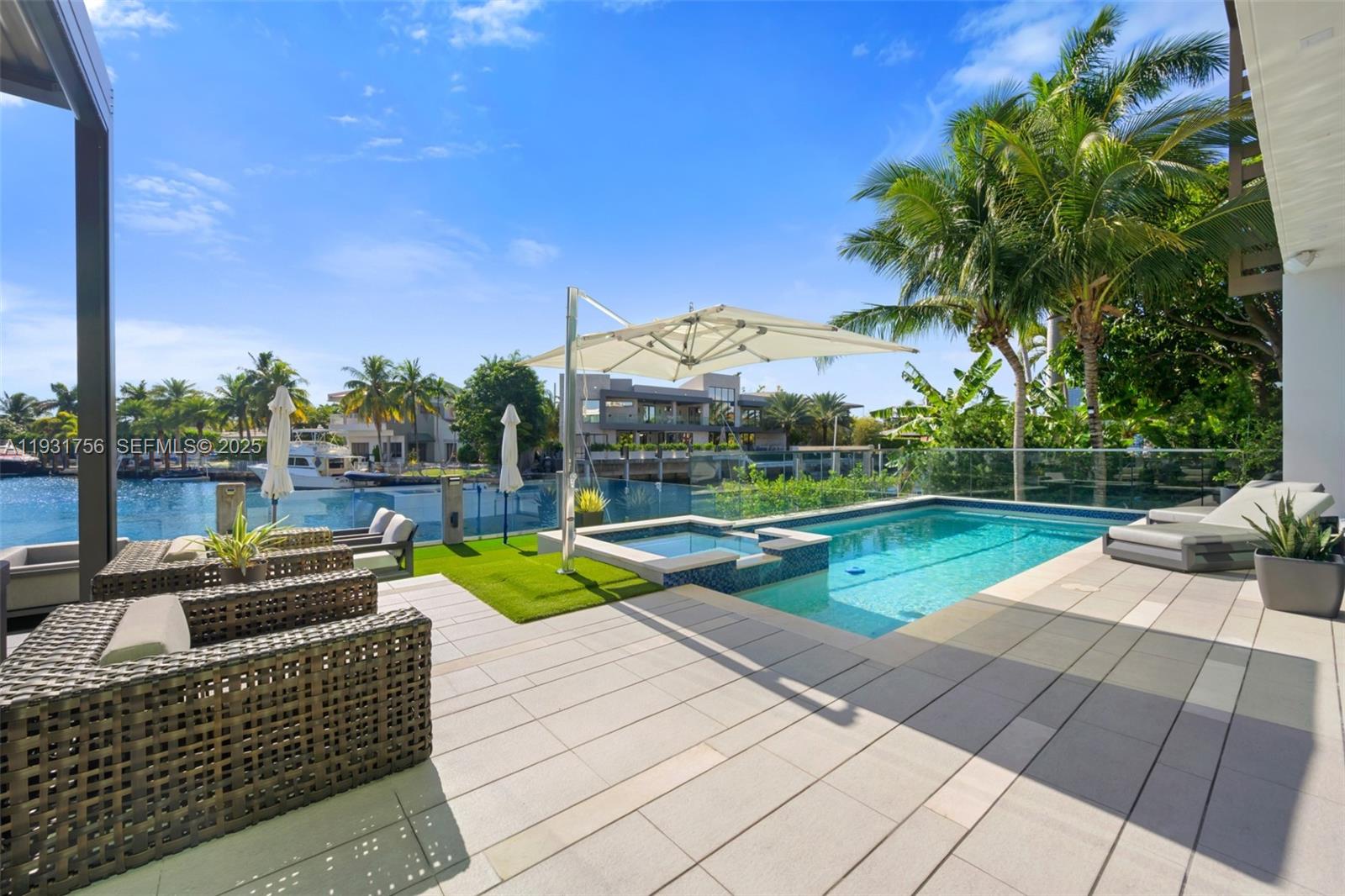 3260 NE 165th St, North Miami Beach FL 33160