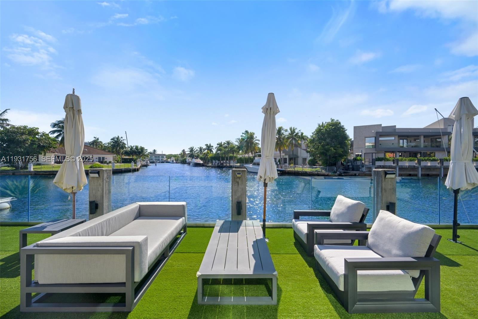 3260 NE 165th St, North Miami Beach FL 33160