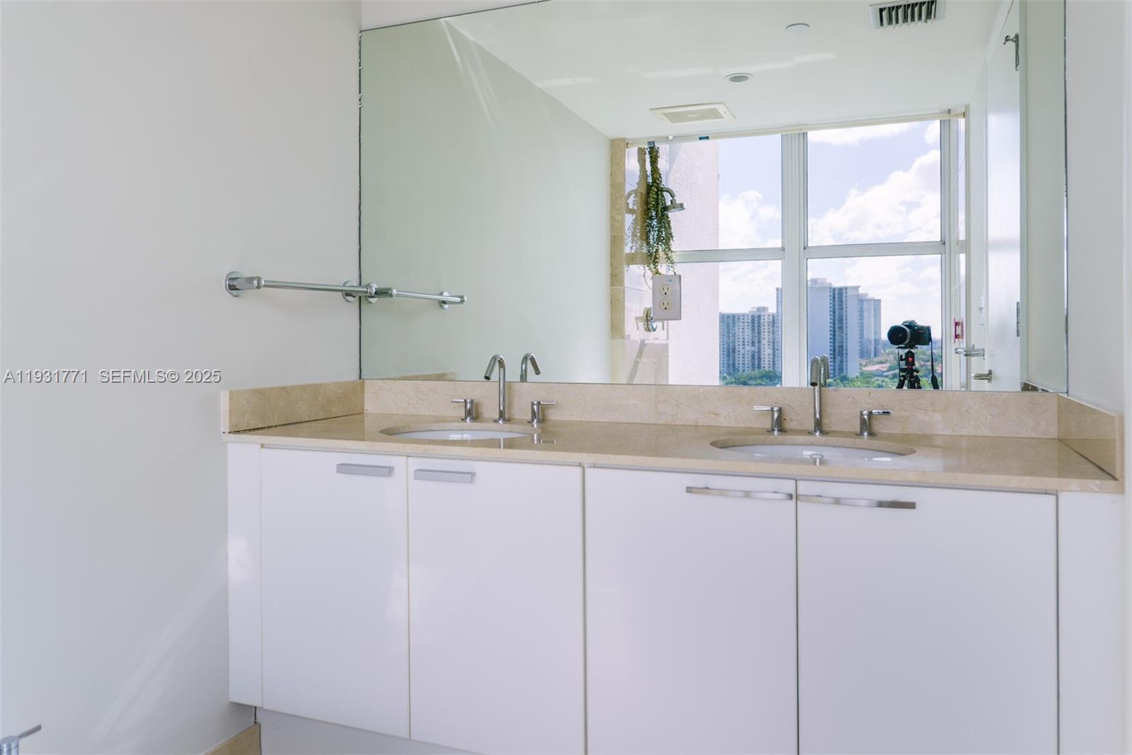 3131 NE 188th St #1-1213, Aventura FL 33180