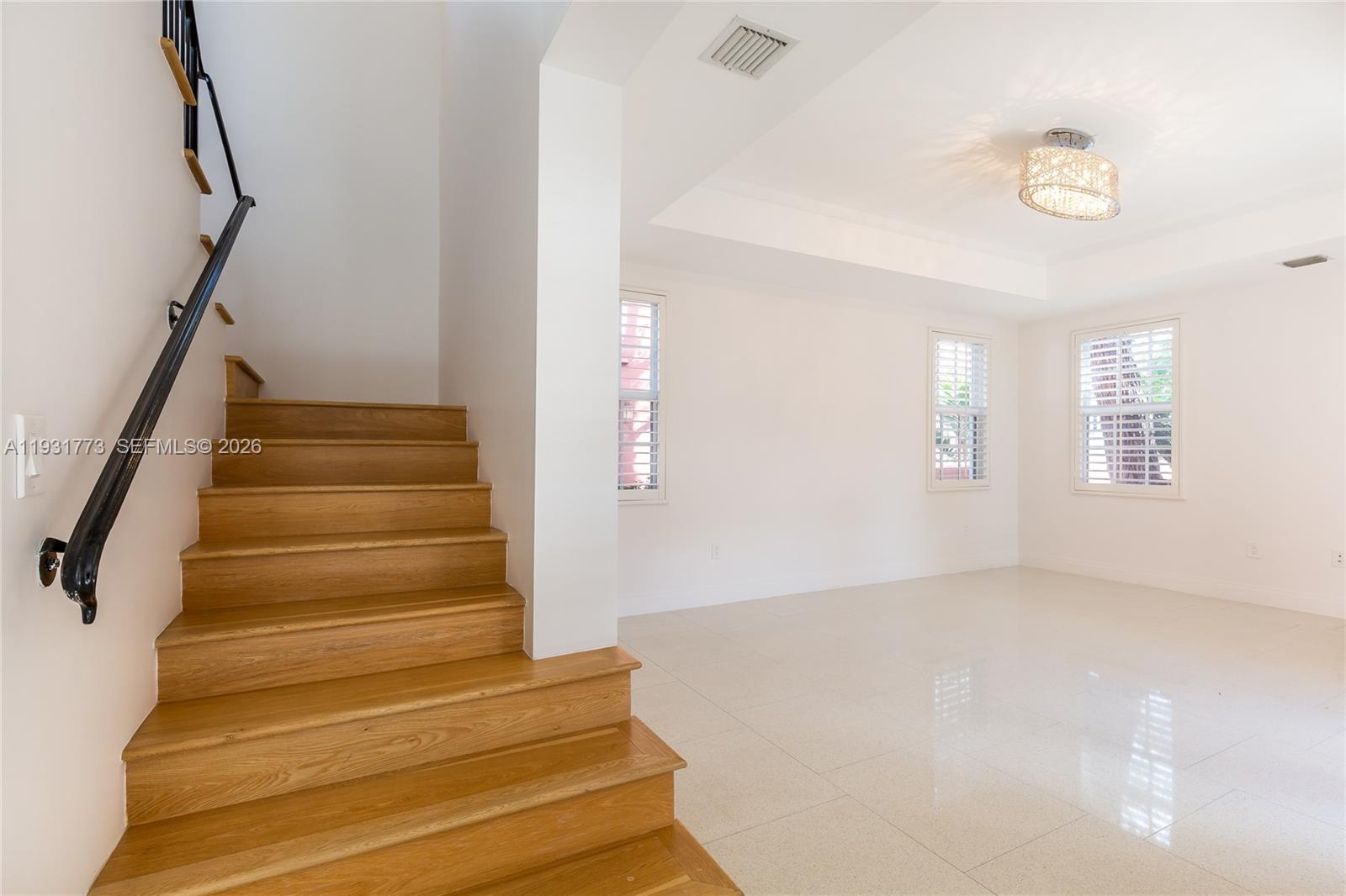 510 Loretto Ave #26, Coral Gables FL 33146
