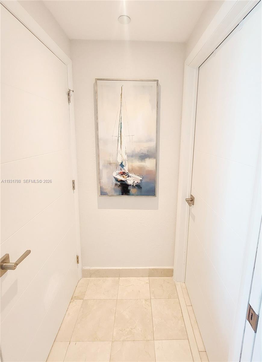 6365 Collins Ave #905, Miami Beach FL 33141
