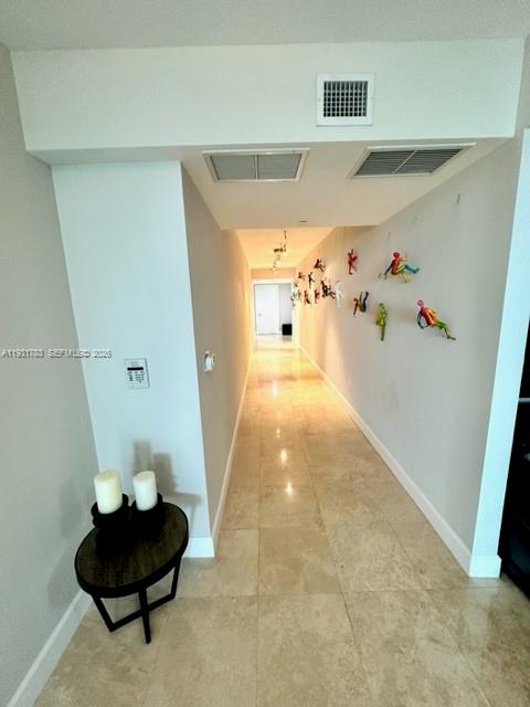 20201 E Country Club Dr #903, Aventura FL 33180