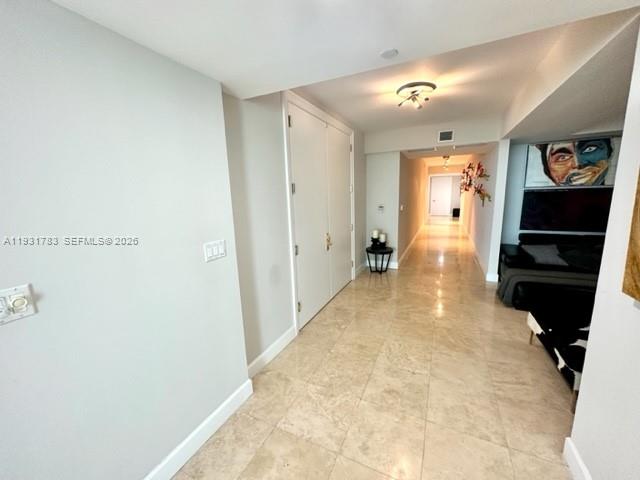 20201 E Country Club Dr #903, Aventura FL 33180