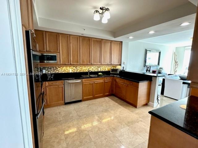 20201 E Country Club Dr #903, Aventura FL 33180