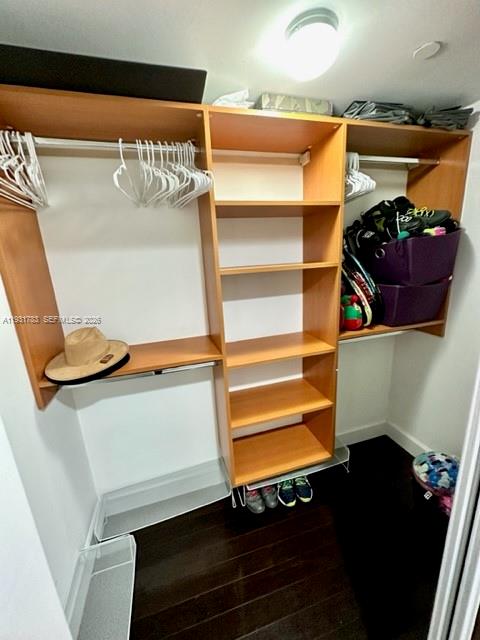 20201 E Country Club Dr #903, Aventura FL 33180