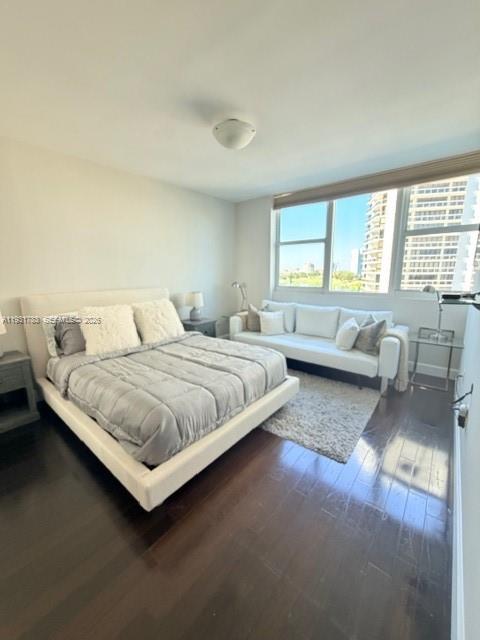 20201 E Country Club Dr #903, Aventura FL 33180