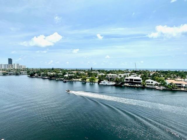 20201 E Country Club Dr #903, Aventura FL 33180