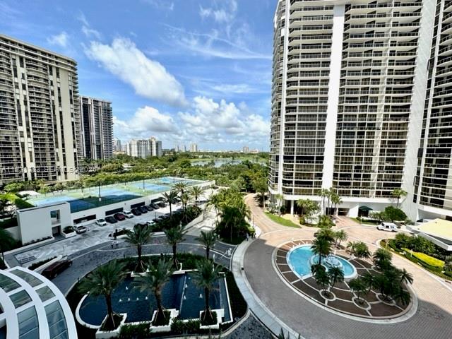 20201 E Country Club Dr #903, Aventura FL 33180