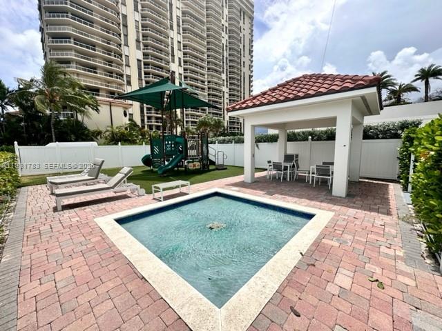 20201 E Country Club Dr #903, Aventura FL 33180