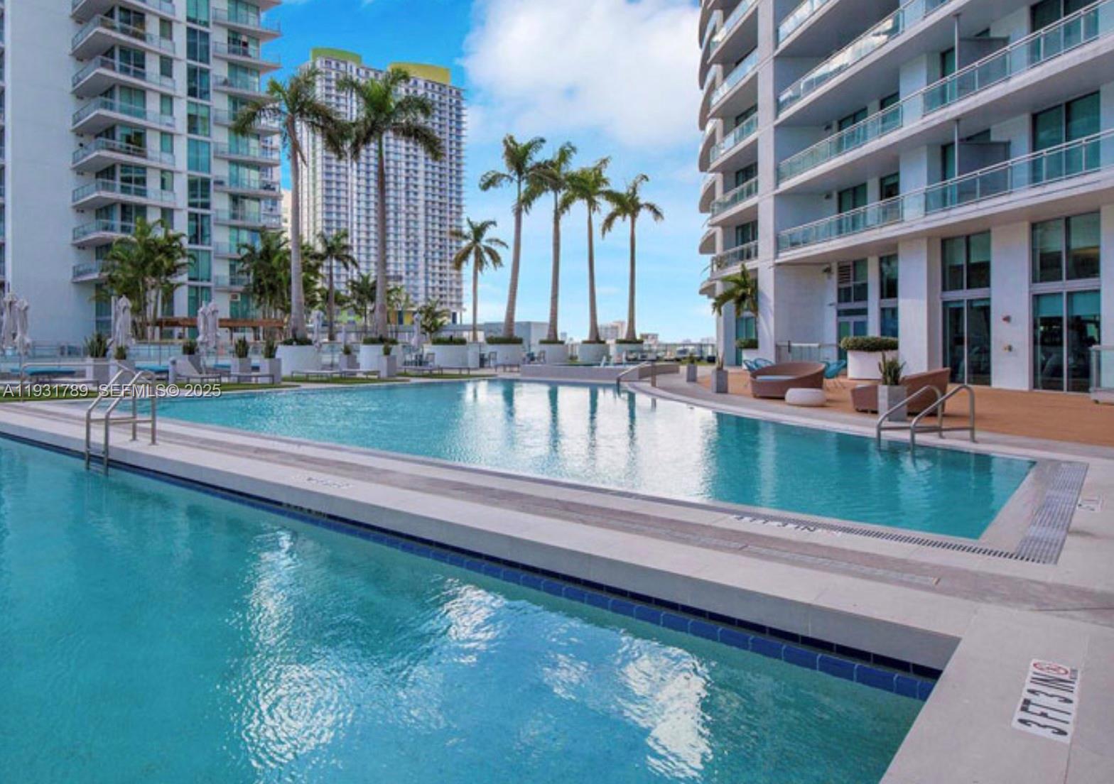 90 SW 3rd St #1213, Miami FL 33130
