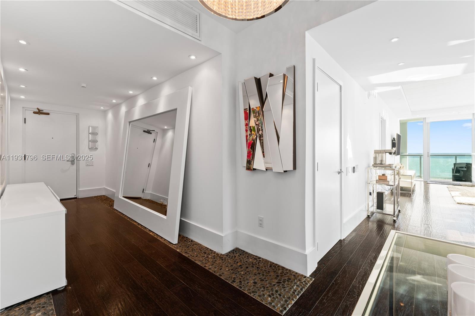 6799 Collins Ave #1005, Miami Beach FL 33141