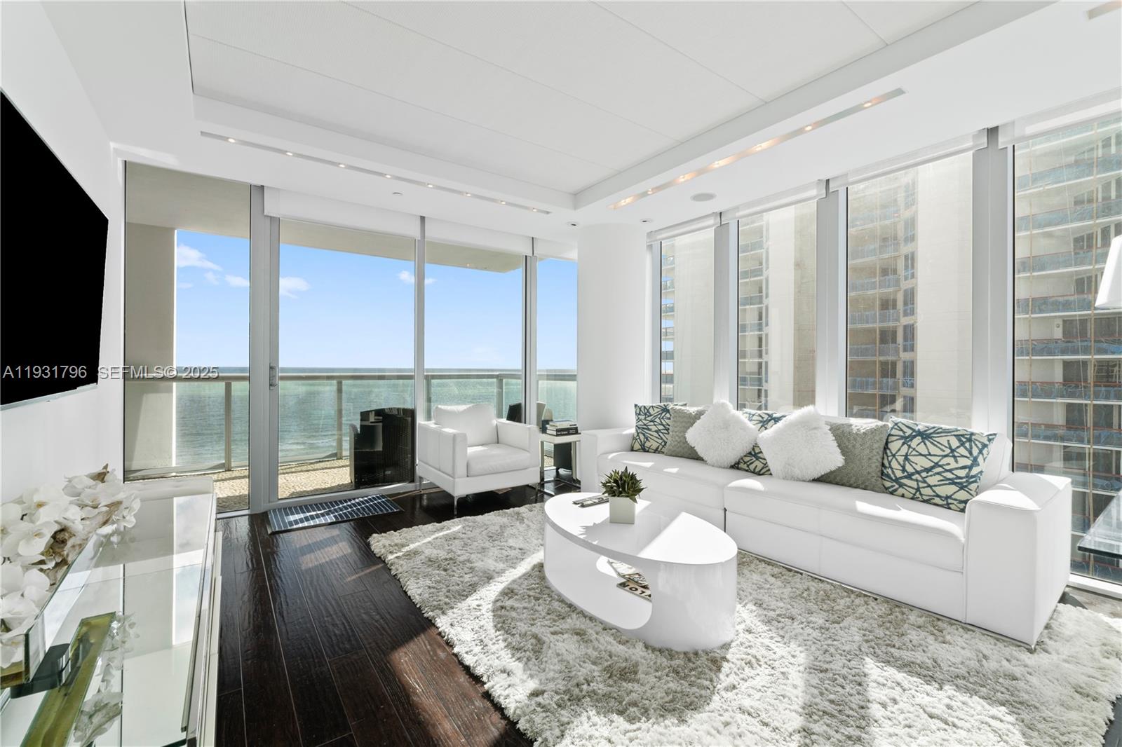 6799 Collins Ave #1005, Miami Beach FL 33141