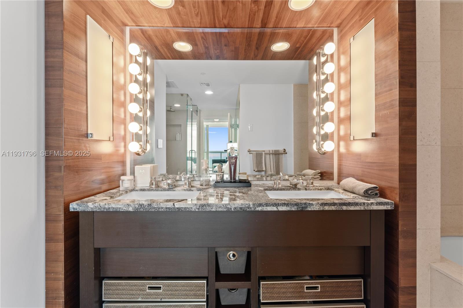 6799 Collins Ave #1005, Miami Beach FL 33141