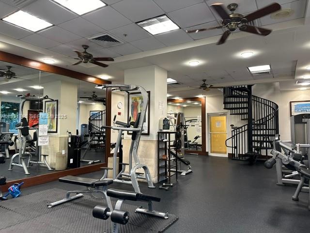 19501 W Country Club Dr #406, Aventura FL 33180