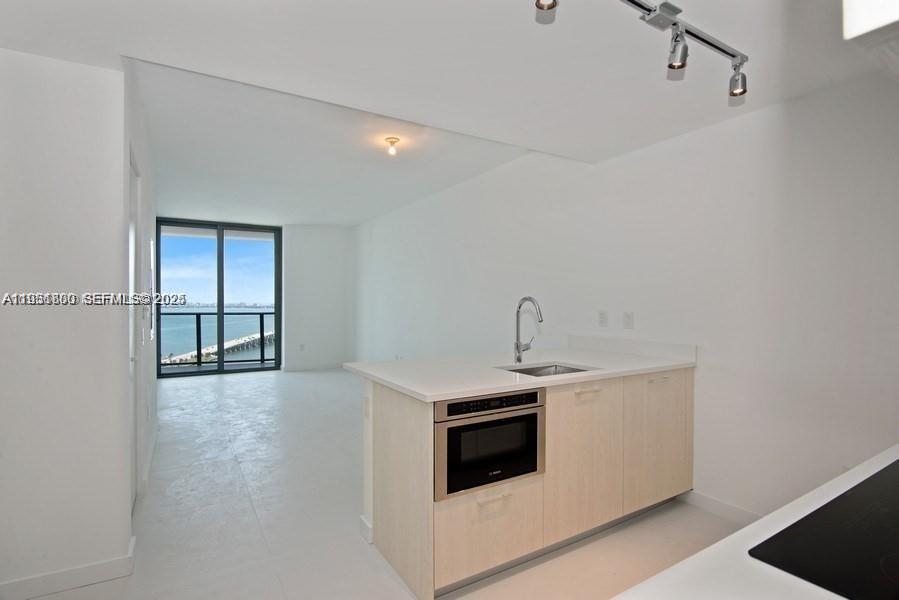 501 NE 31st St #3102, Miami FL 33137
