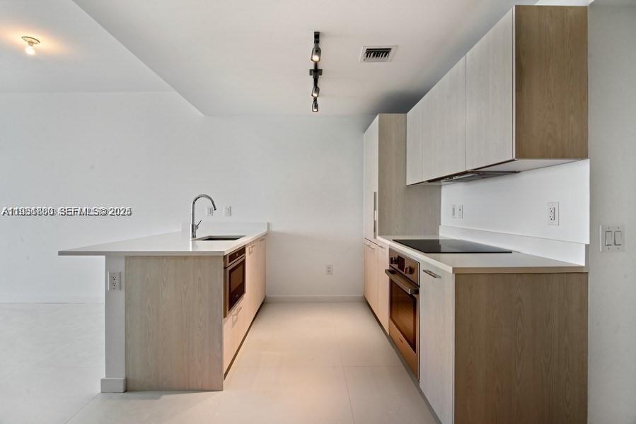 501 NE 31st St #3102, Miami FL 33137