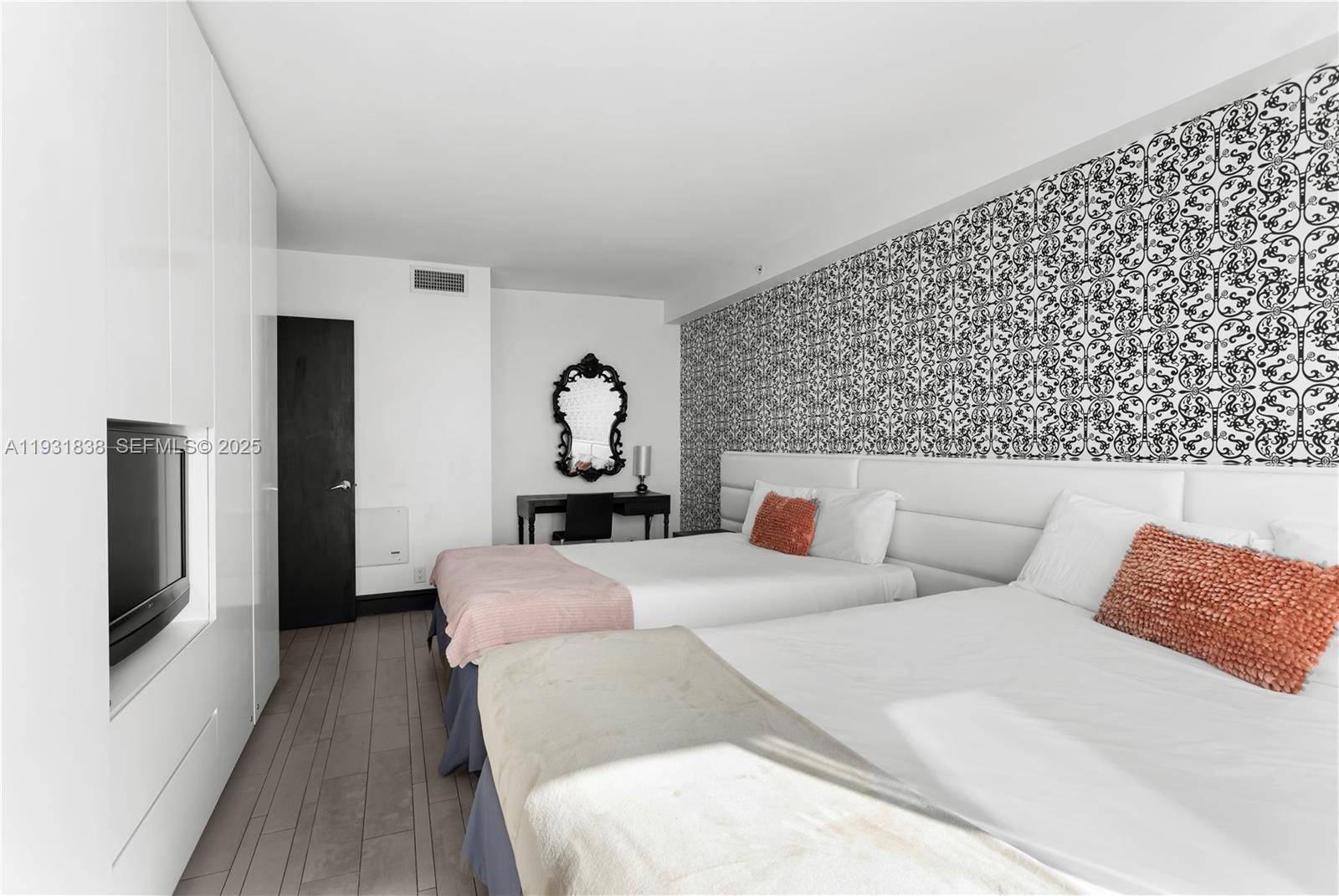 1100 West Ave #1014, Miami Beach FL 33139