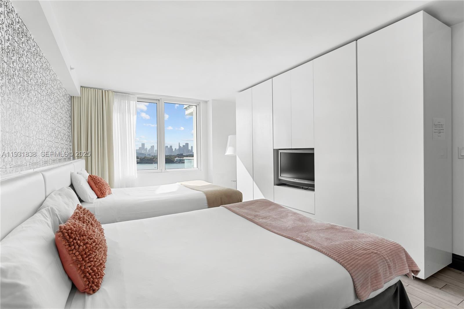 1100 West Ave #1014, Miami Beach FL 33139