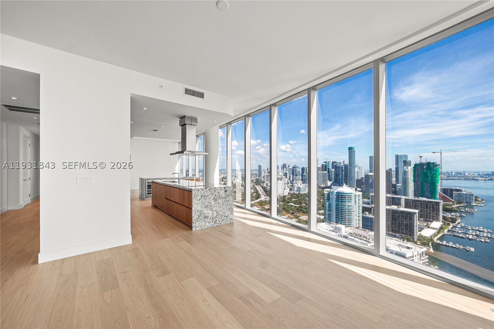 175 SE 25th Rd #4201, Miami FL 33129