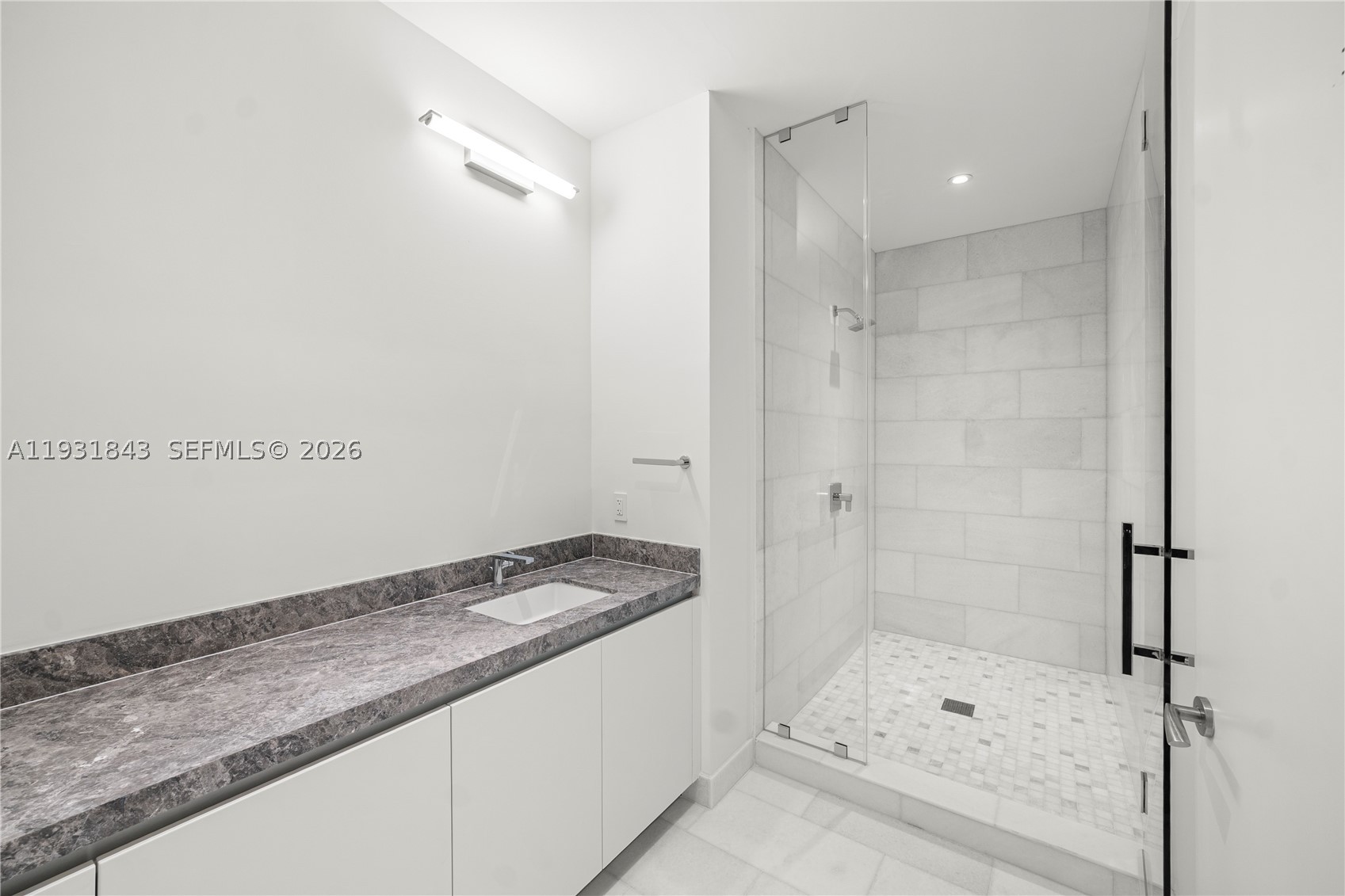 175 SE 25th Rd #4201, Miami FL 33129
