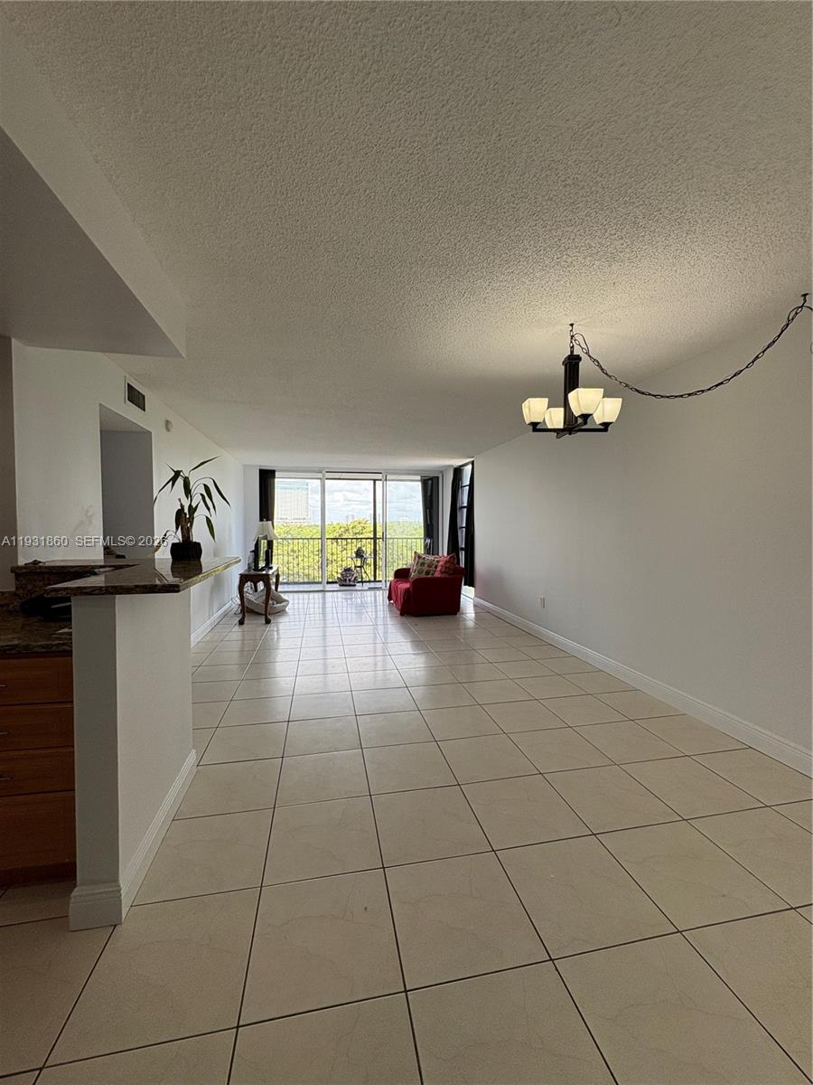 2500 NE 135th St #C502, North Miami FL 33181