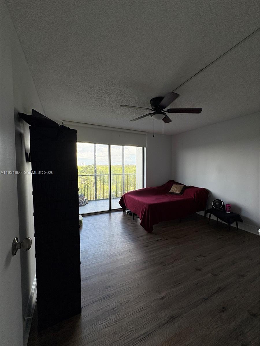 2500 NE 135th St #C502, North Miami FL 33181