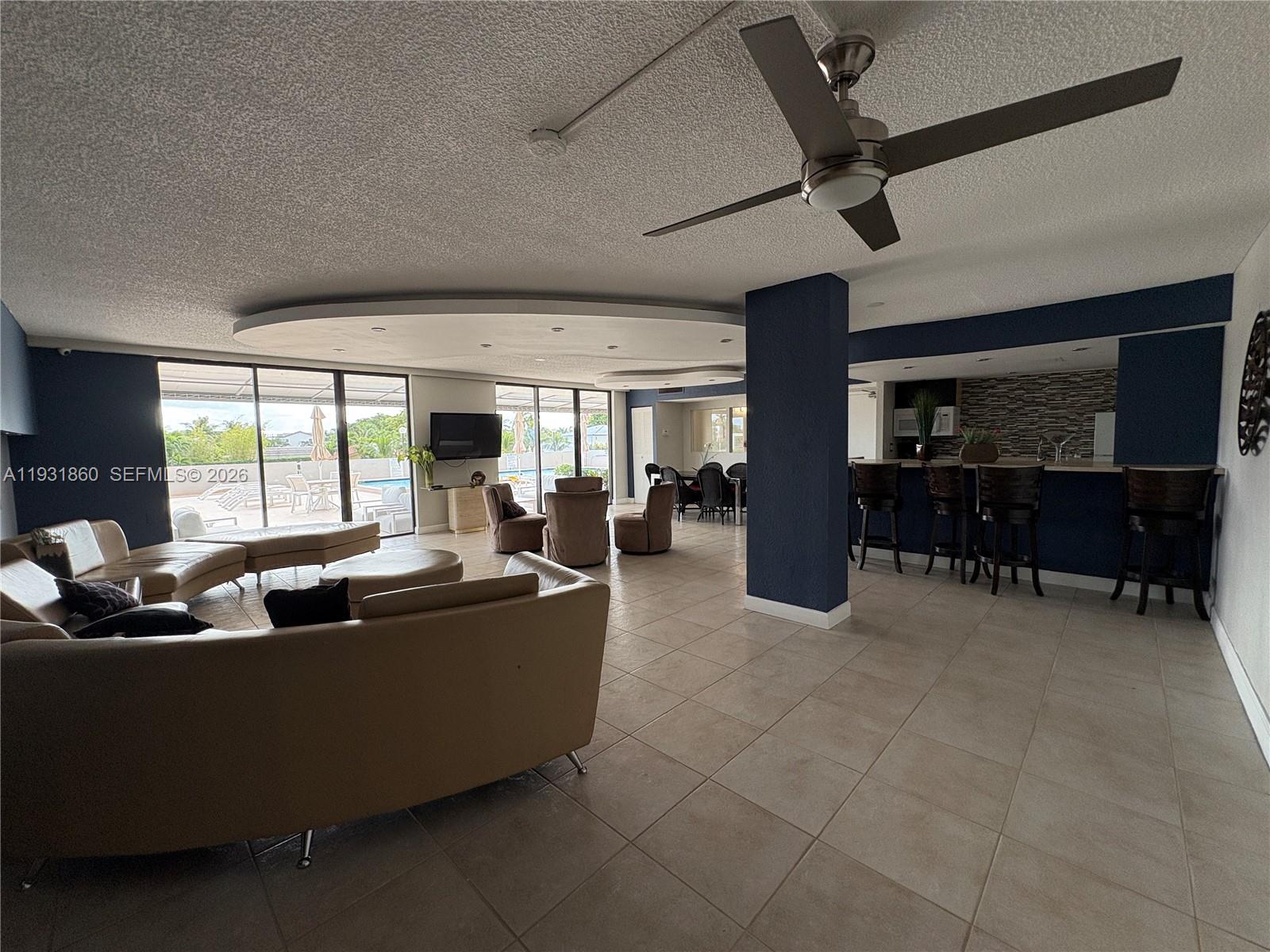 2500 NE 135th St #C502, North Miami FL 33181