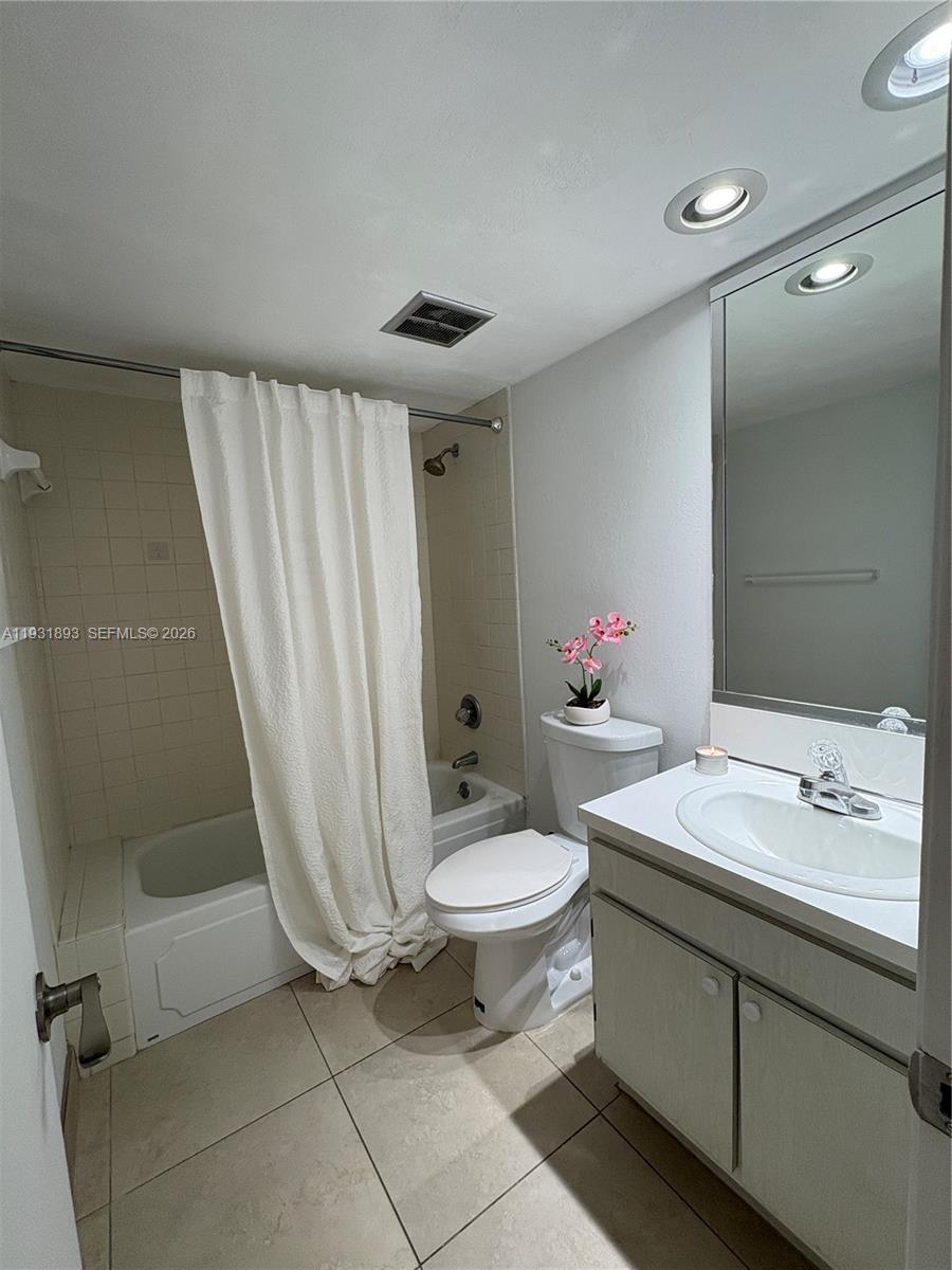 600 Biltmore Way #217, Coral Gables FL 33134