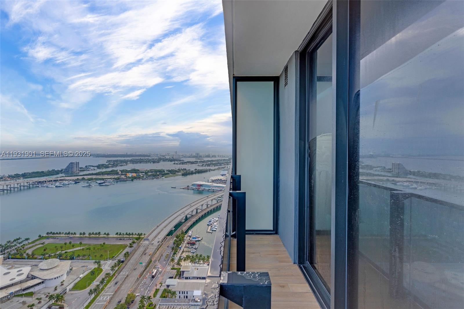 398 NE 5th St #4507, Miami FL 33132