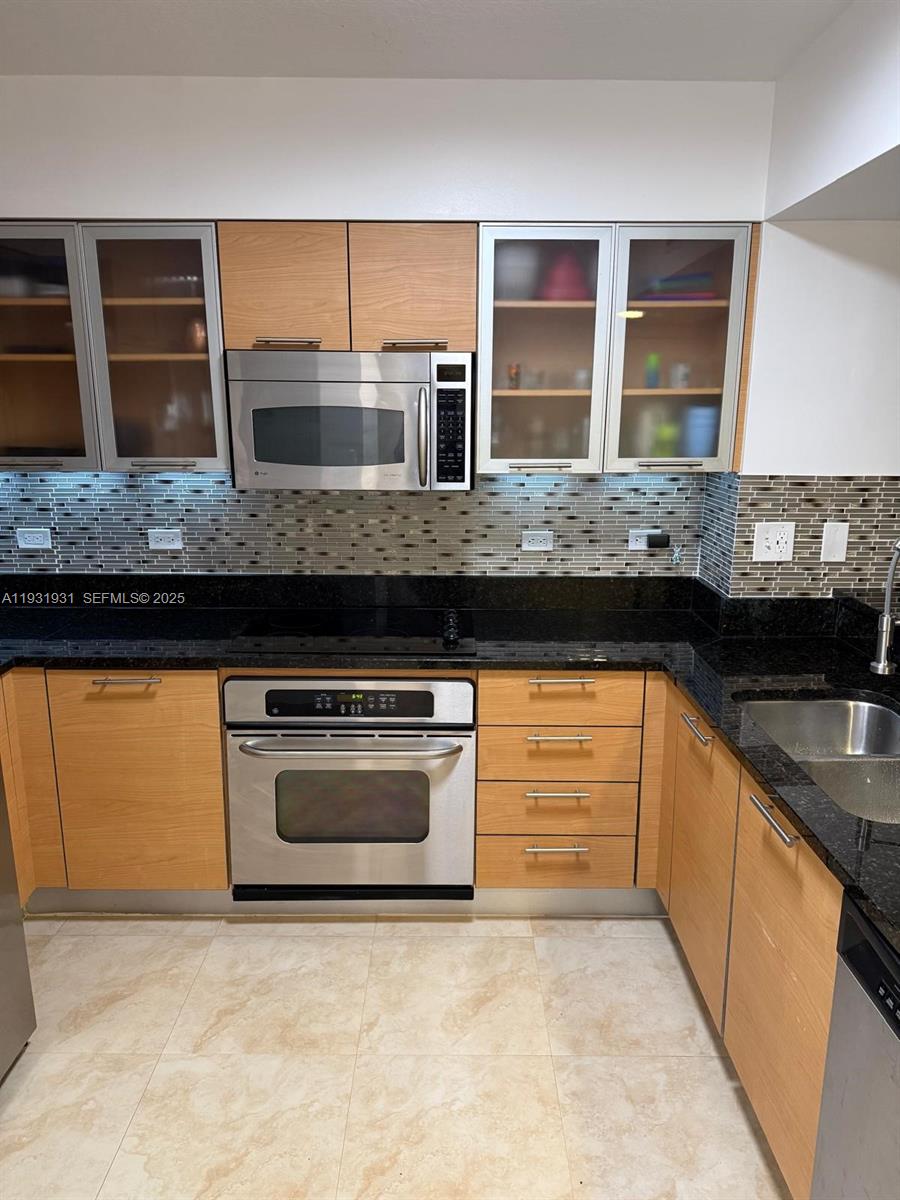 31 SE 5th St #2907, Miami FL 33131