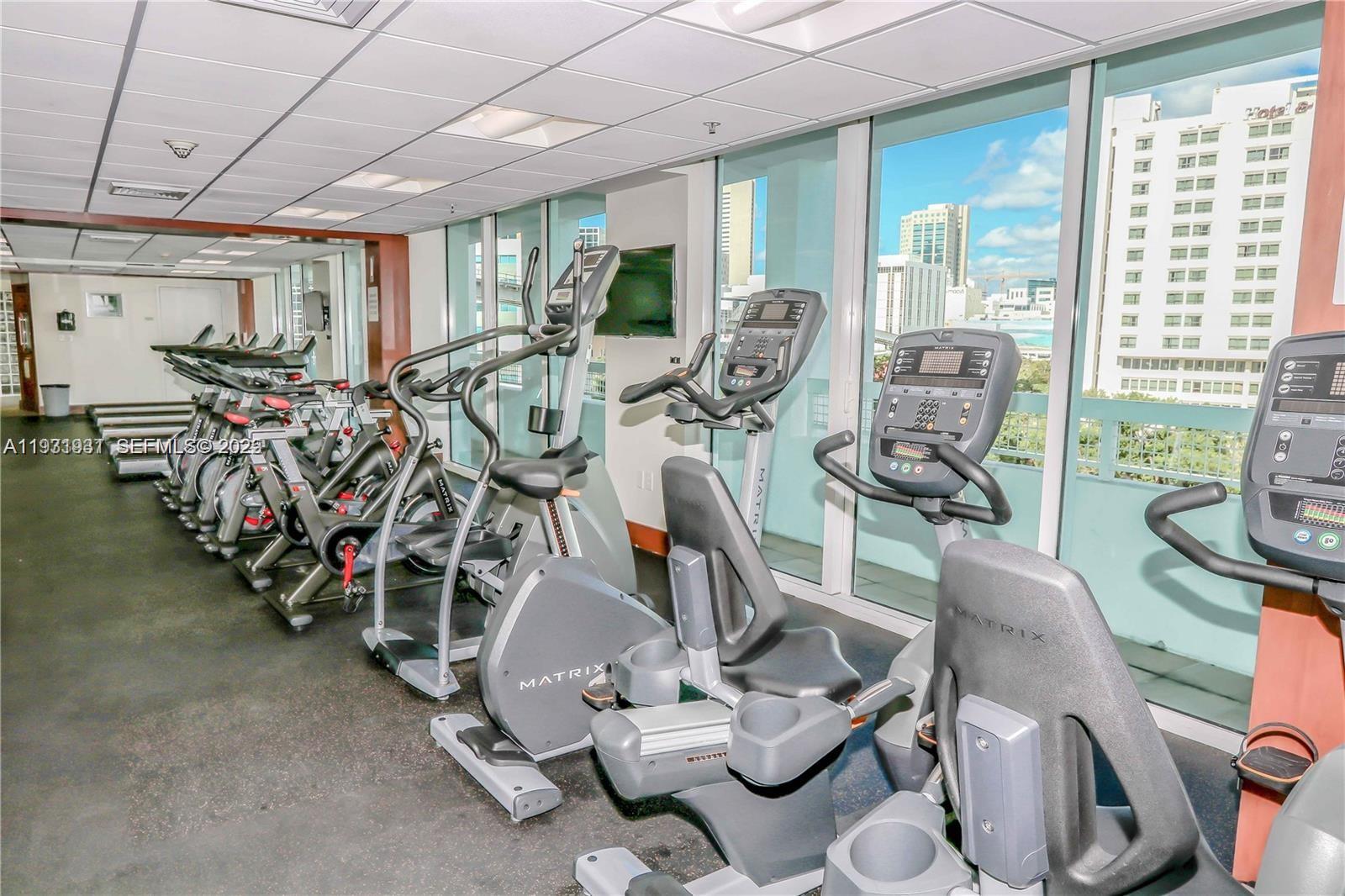 31 SE 5th St #2907, Miami FL 33131