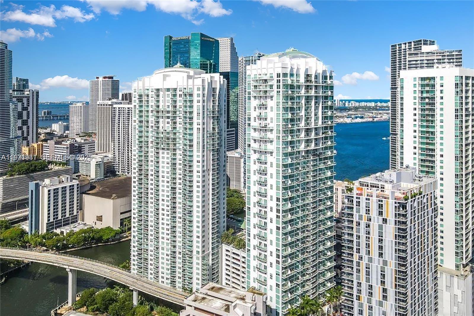 31 SE 5th St #2907, Miami FL 33131