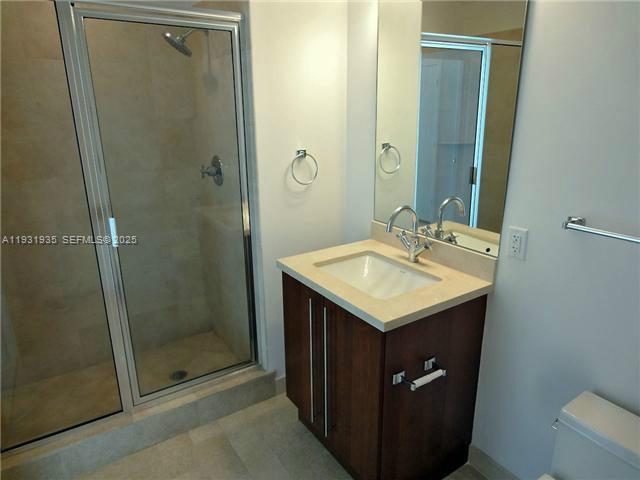79 SW 12 ST #3502-S, Miami FL 33130
