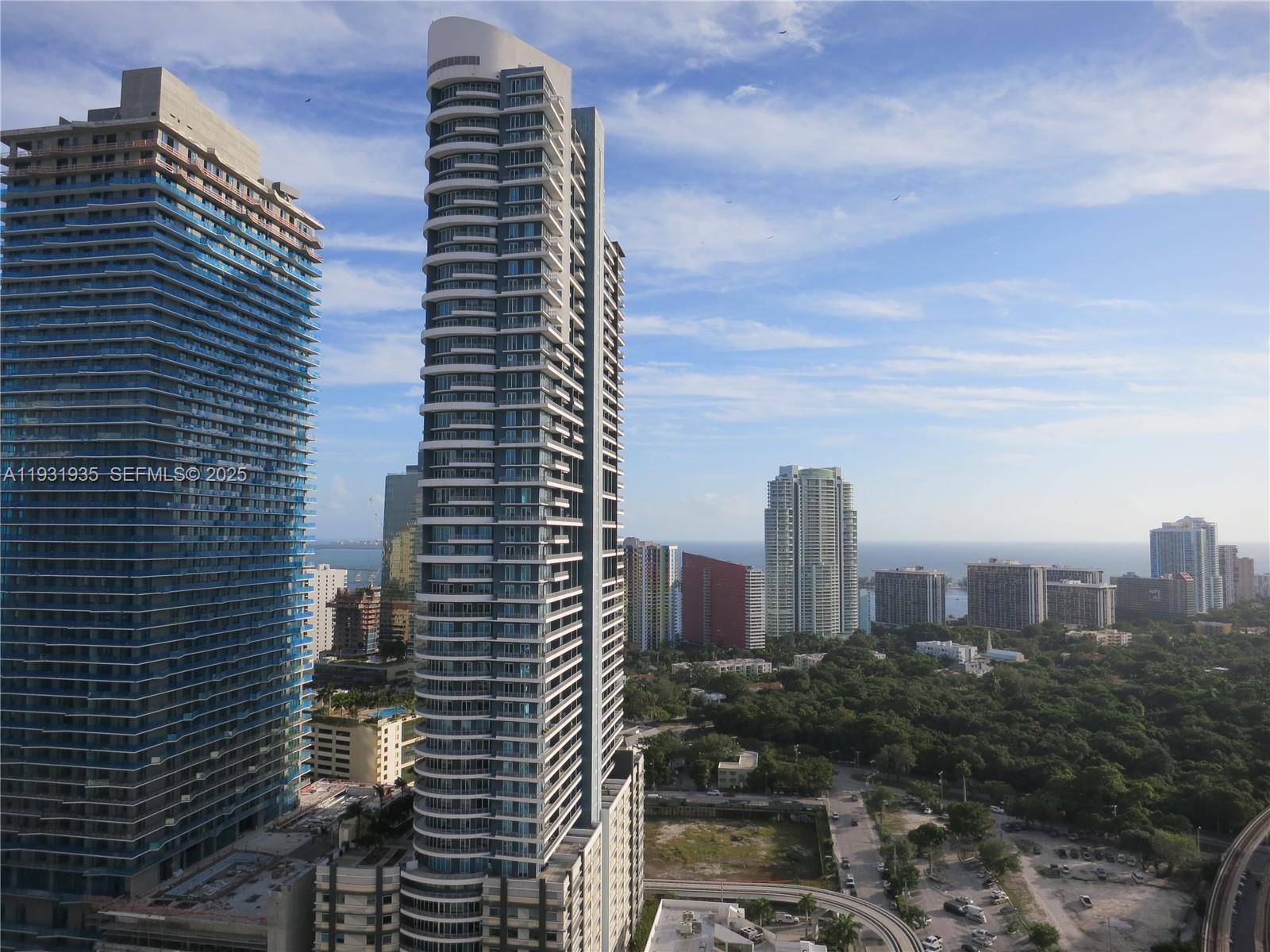 79 SW 12 ST #3502-S, Miami FL 33130