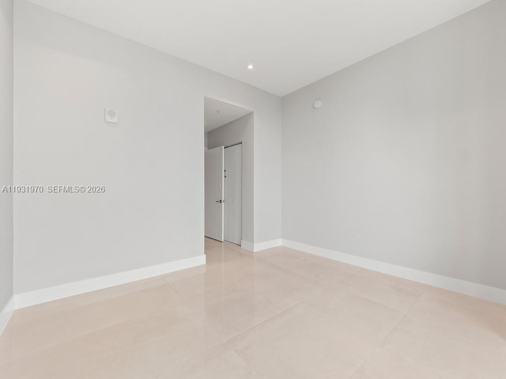 1010 SW 2nd Ave #PH03, Miami FL 33130