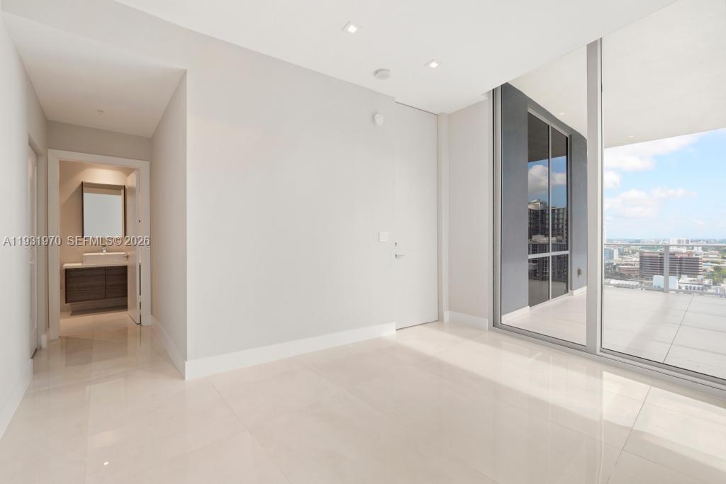 1010 SW 2nd Ave #PH03, Miami FL 33130