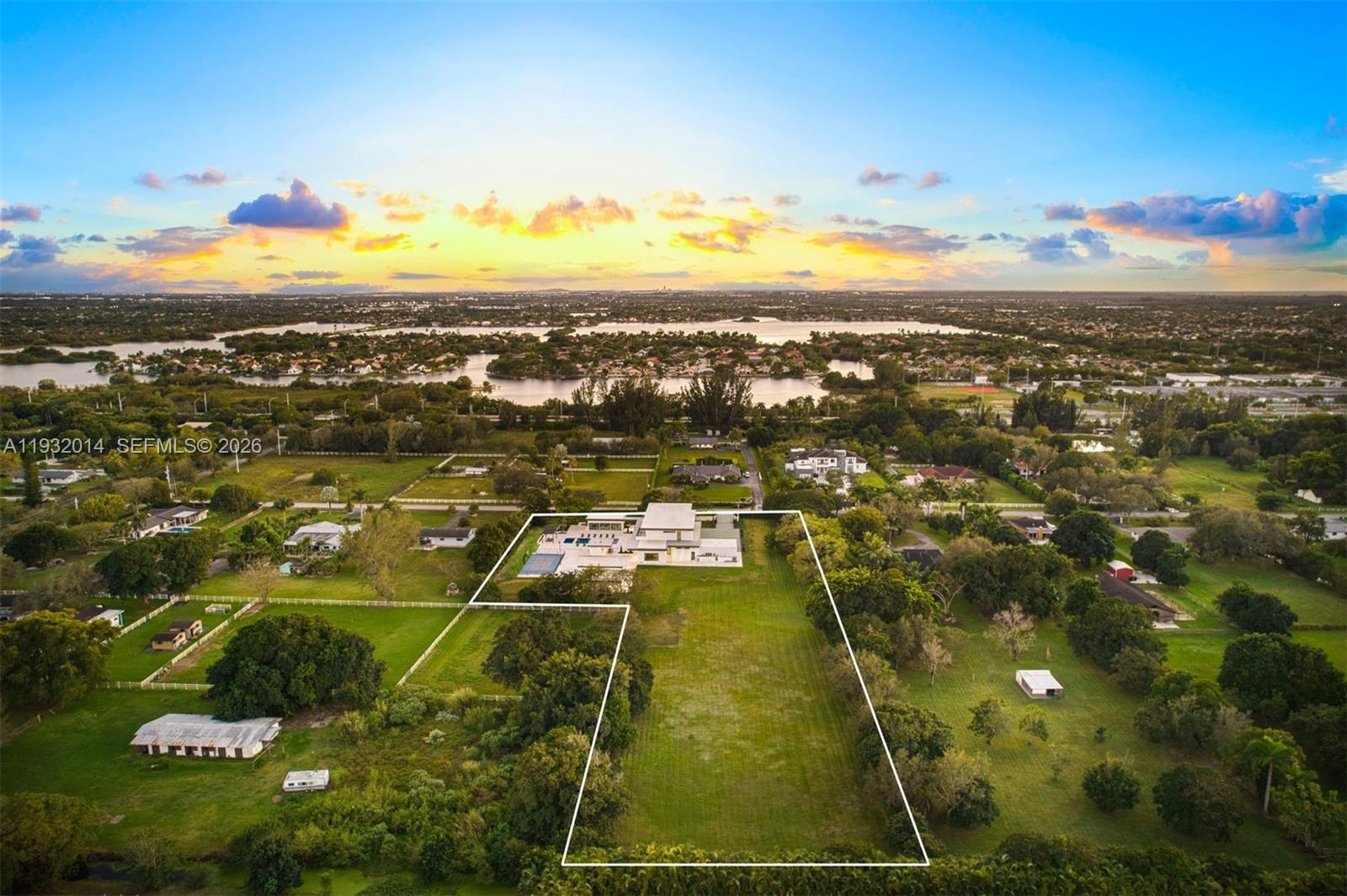 17841 SW 70th Pl, Southwest Ranches FL 33331