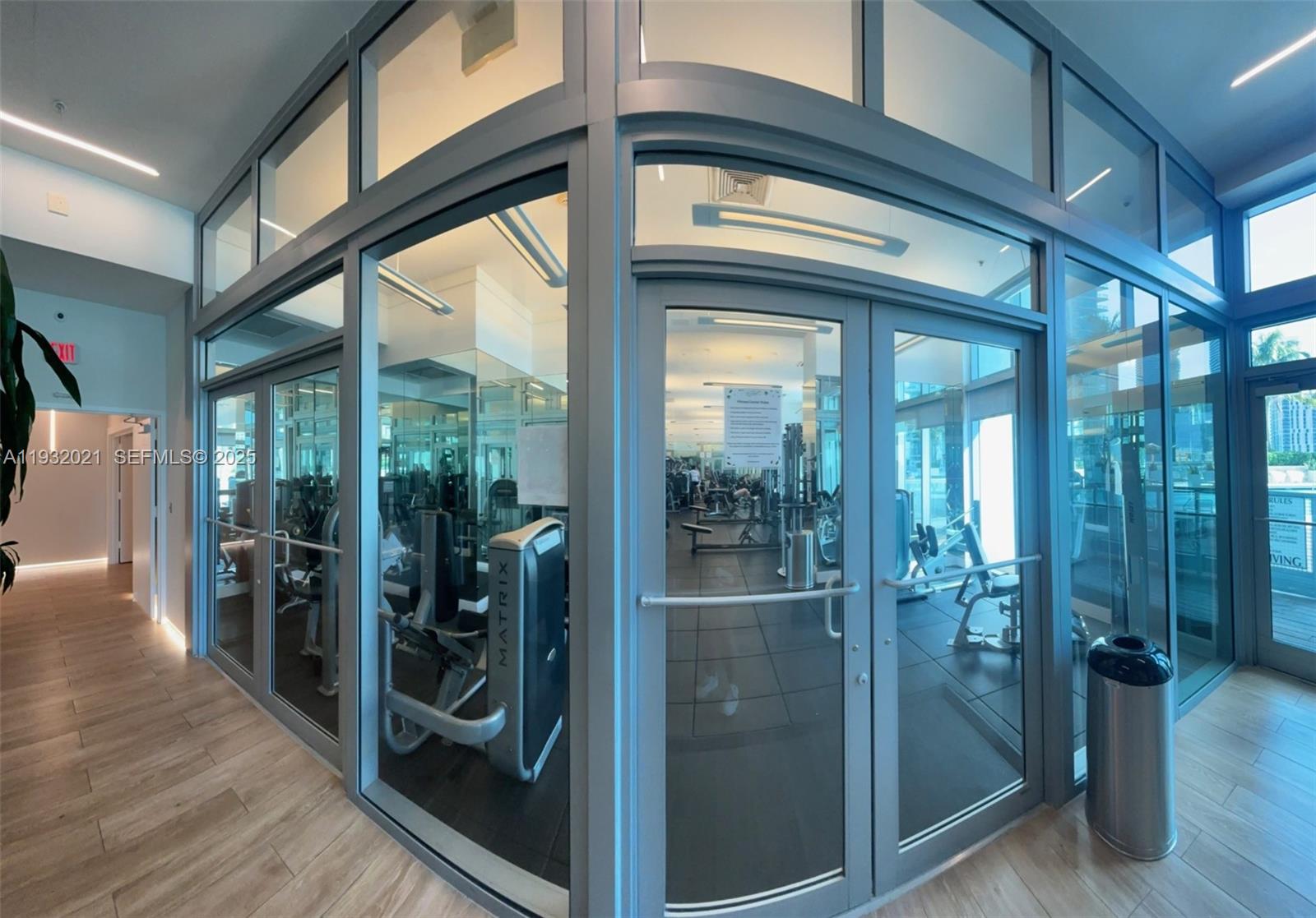 90 SW 3rd St #2207, Miami FL 33130