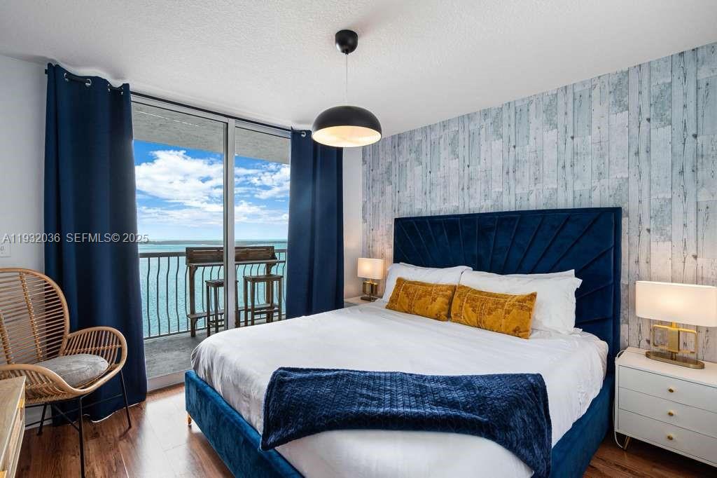 1200 Brickell Bay Dr #2202, Miami FL 33131