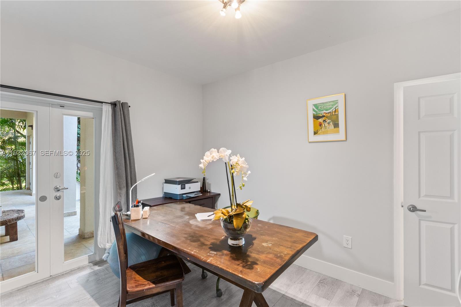 737 Alhambra Cir, Coral Gables FL 33134